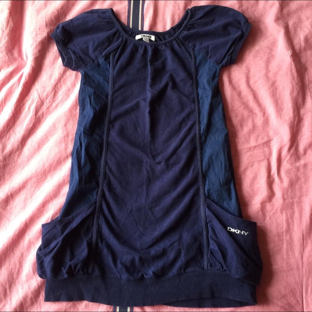 DKNY mini dress Puff sleeves and elastic material Size YoUth large Adult size sm
